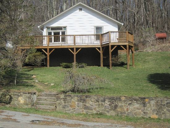 288 Junaluska Rd, Boone, NC 28607