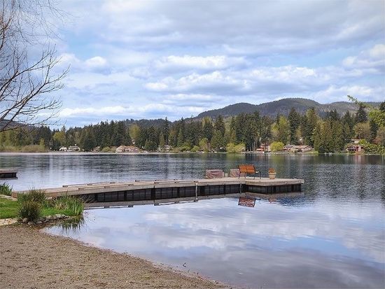 14112 W Lake Kathleen Dr SE, Renton, WA 98059