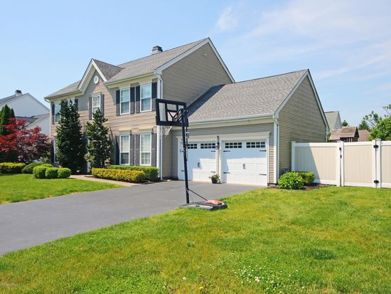 31 Saint Johns Dr Freehold Nj 07728 Zillow