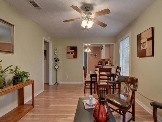 1184 1 2 Sol Wilson Ave Austin Tx 78702 Zillow