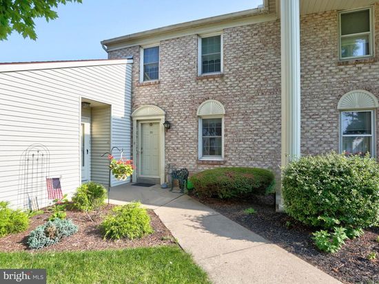 20 Ashlea Vlg New Holland Pa 17557 Zillow