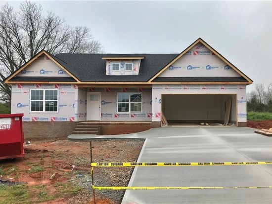 1079 Stoneham Cir, Anderson, SC 29626