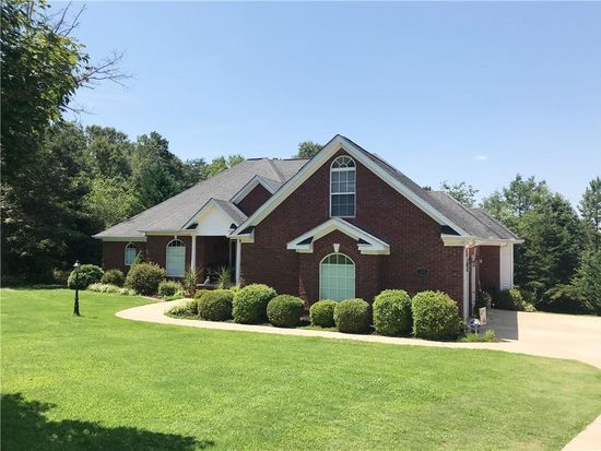 121 Golden Eagle Dr Pickens Sc 29671 Zillow