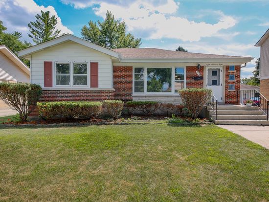 808 Parkside Dr Wheaton Il 60187 Zillow
