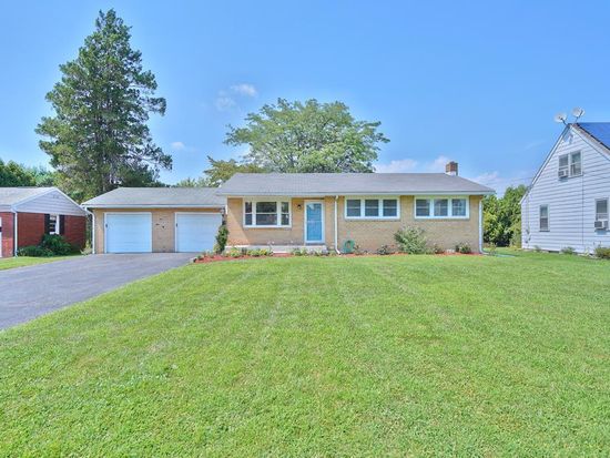 2529 Helen St Allentown Pa 18104 Zillow