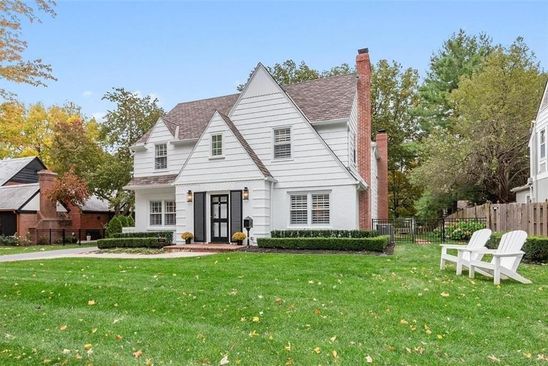 Mission Hills Real Estate Mission Hills Ks Homes For Sale Zillow