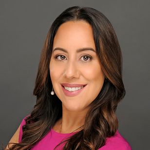 Dafne Lucero - Real Estate Agent in Miami, FL - Reviews | Zillow