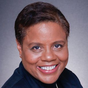 Lynette Williams - Real Estate Agent in Burbank, CA - Reviews | Zillow