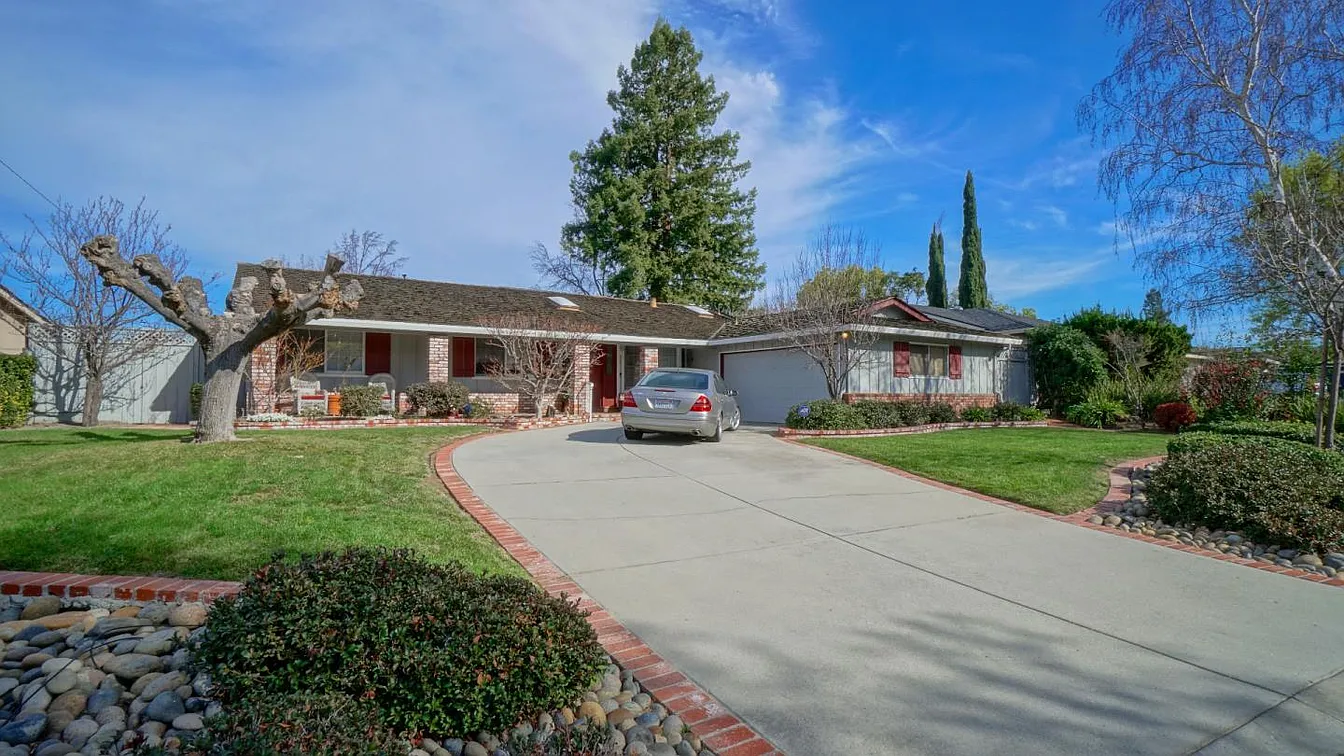 179  Belvue Drive