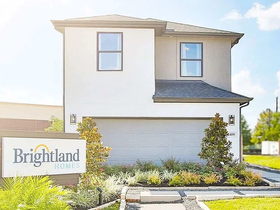 Experience luxurious living in Lexington Village. Modern architecture, lush landscaping, and elegant