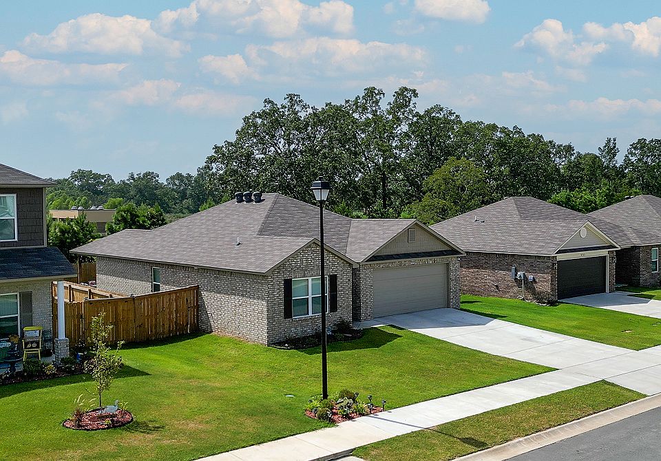 South Haven Estates Streetscape