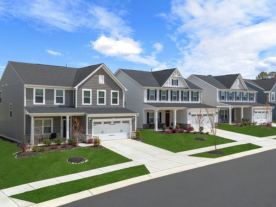 Live near top schools, beaches, bases more. This location has it all!