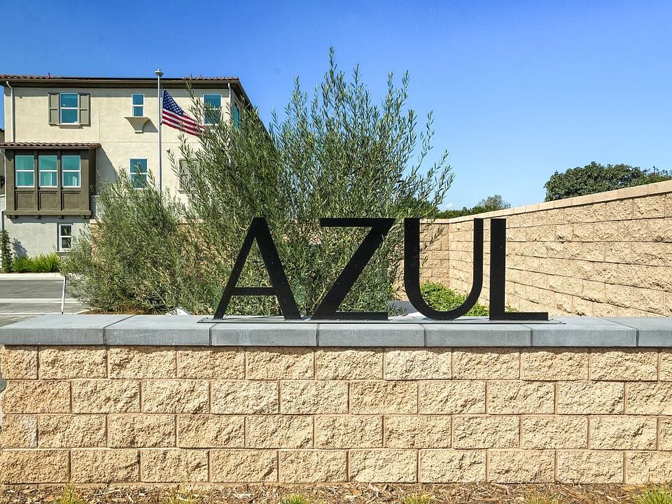 Entry monument
