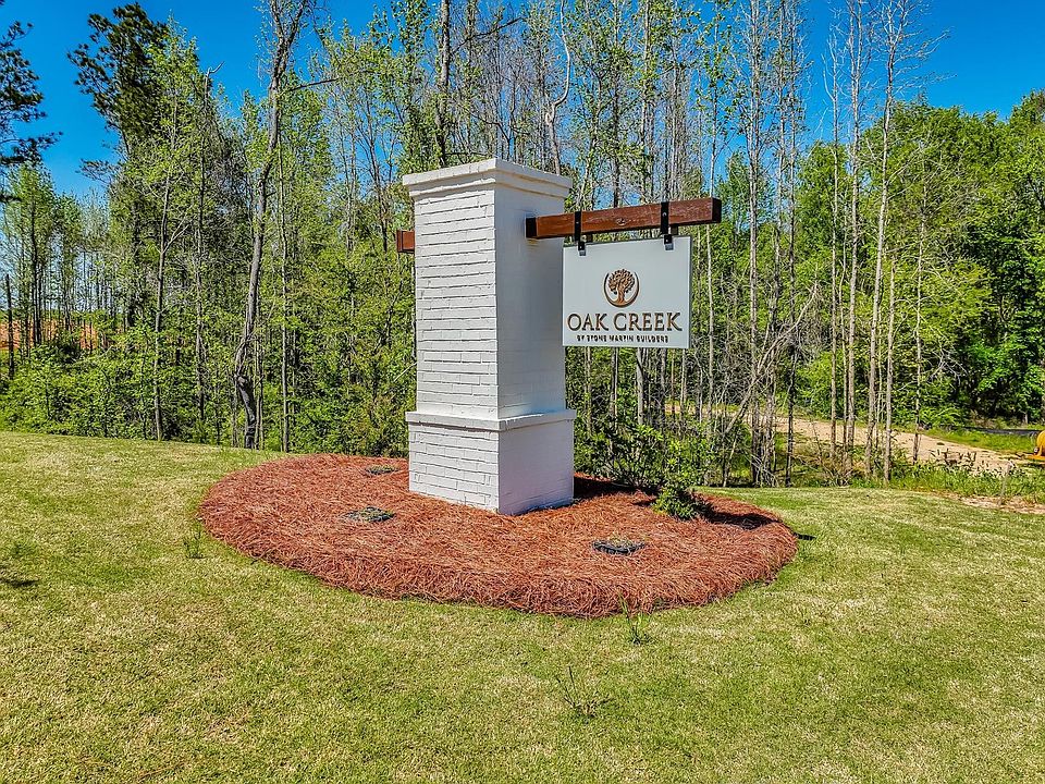 Oak Creek - Entrance