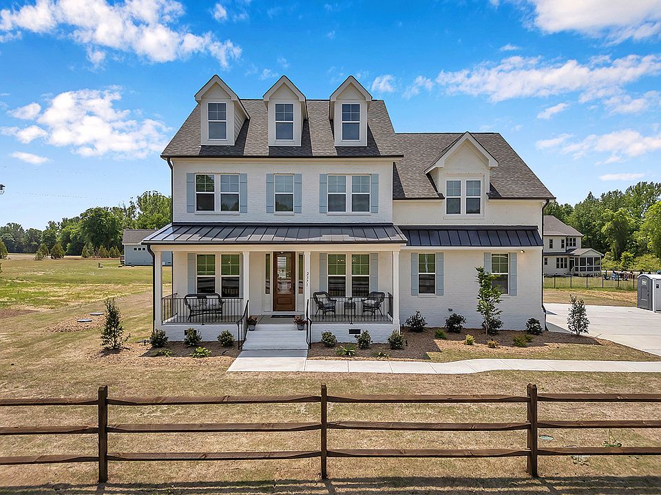 Hallman Front Exterior 1