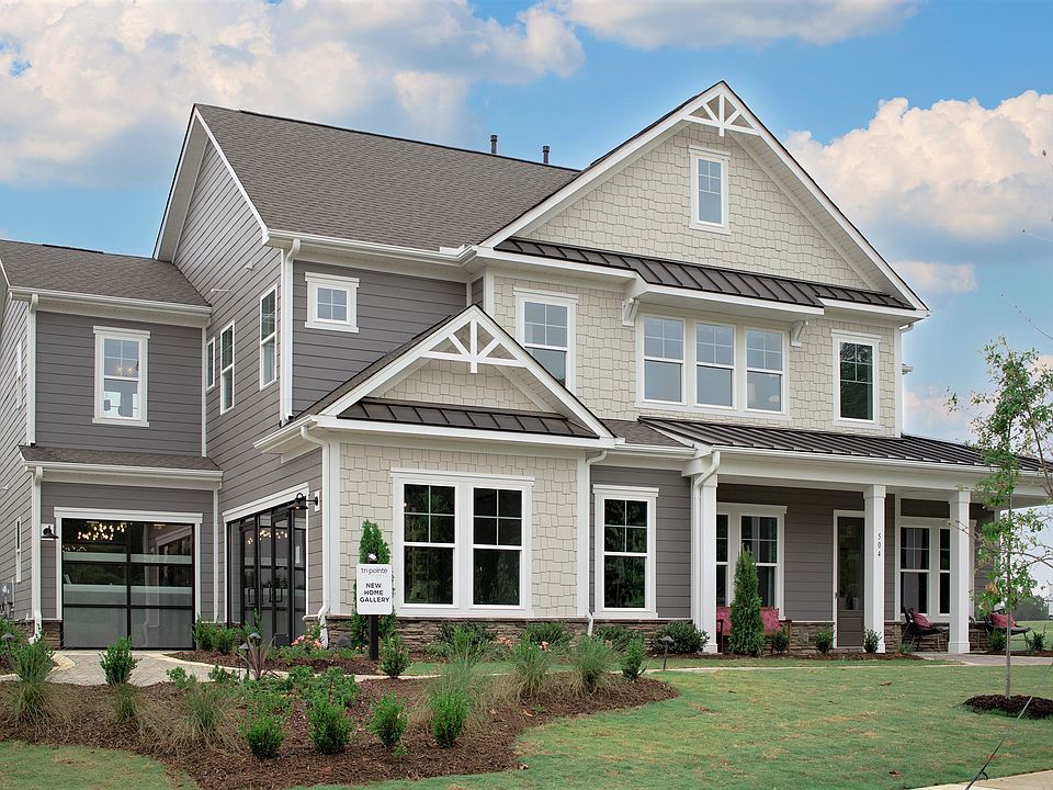 Plan 4 Model Home Exterior