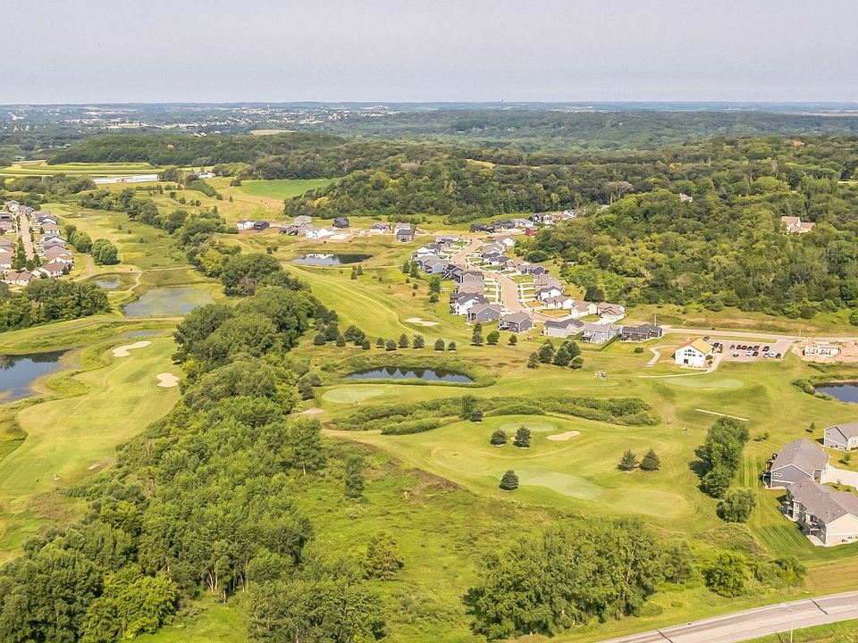 Hadley Hills Community