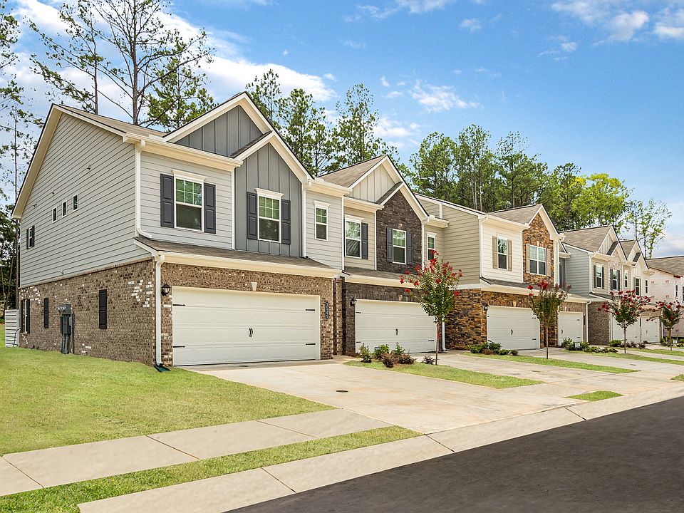 Townhomes Streetscape