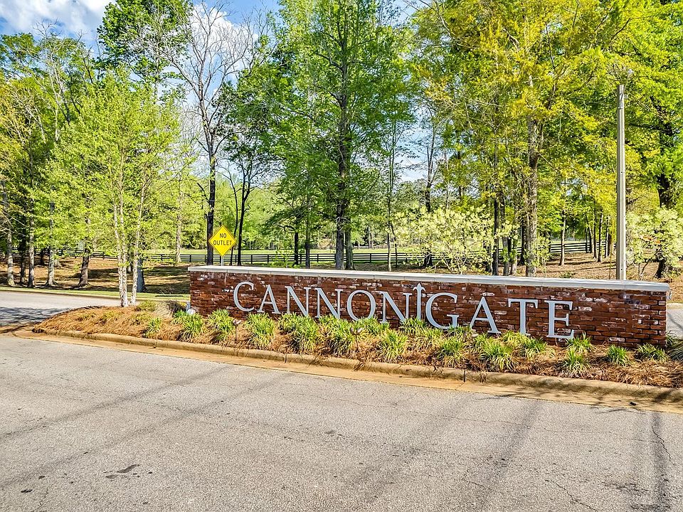 Cannongate - Entrance