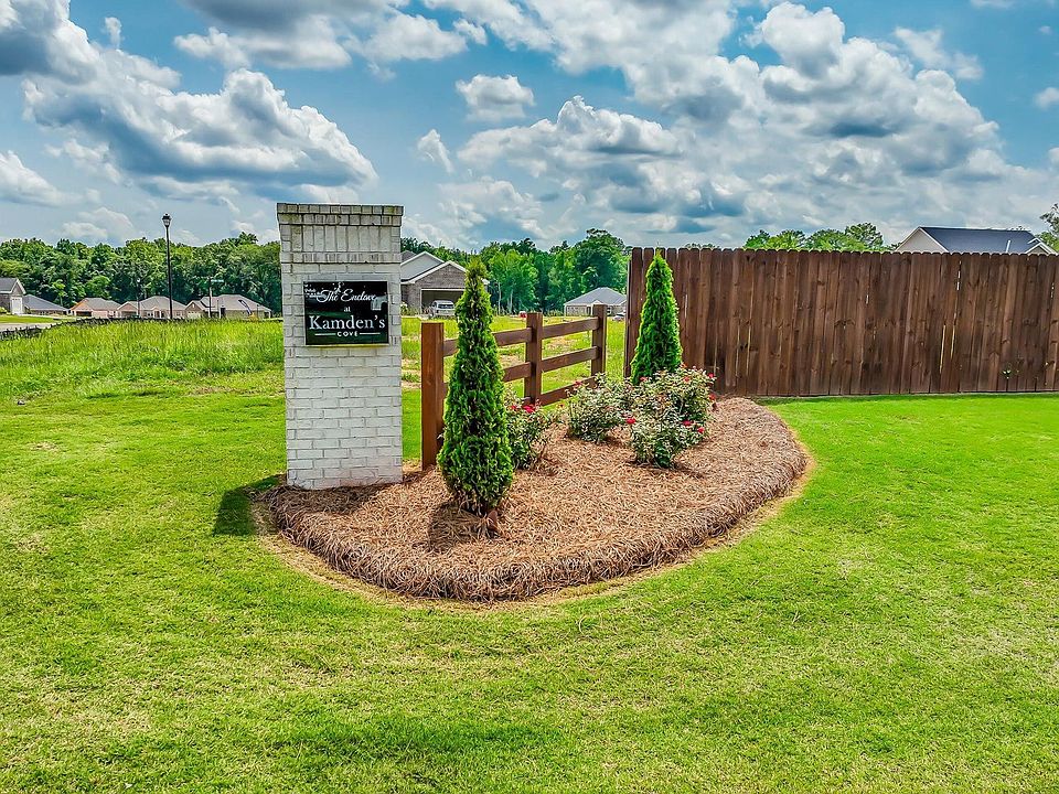 The Enclave at Kamden s Cove - Entrance