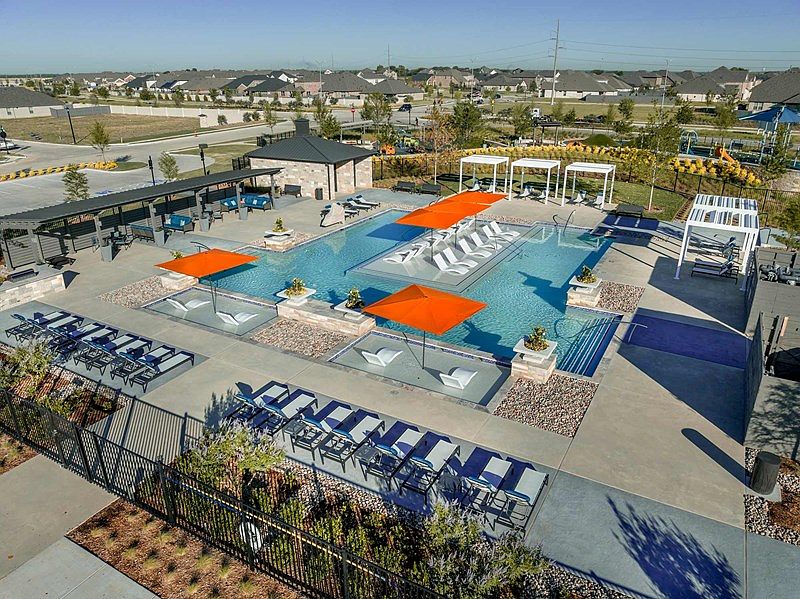 Goodland - Pool