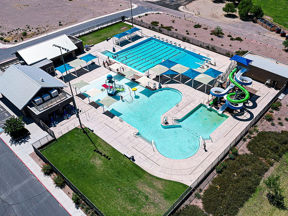 This community offers a pool, speed lanes, and water slides.
