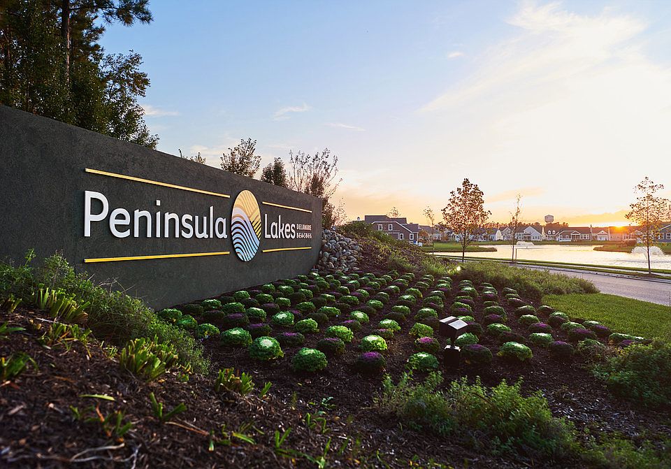 Peninsula Lakes Entry Monument
