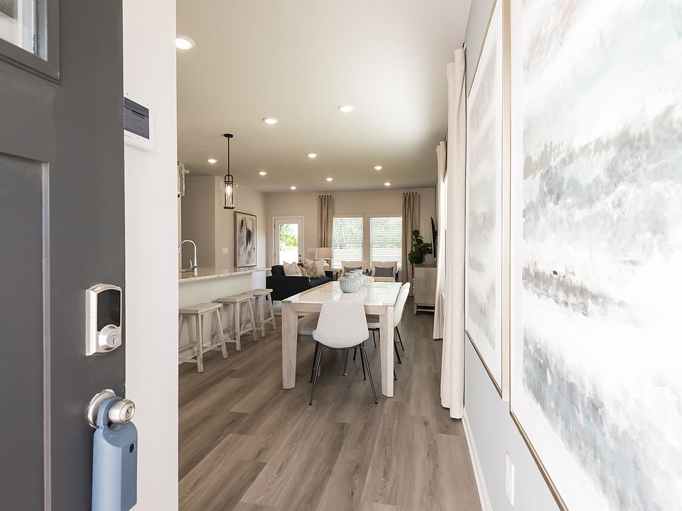 Welcome to the Oakland floorplan modeled at Avalon.