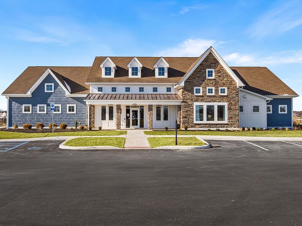 Exclusive Luxury Clubhoues 55