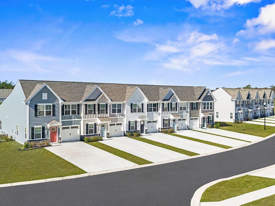 THE ONLY NEW TOWNHOMES 10 MINUTES TO WILMINGTON WITH COMMUNITY RESORT-STYLE AMENITIES