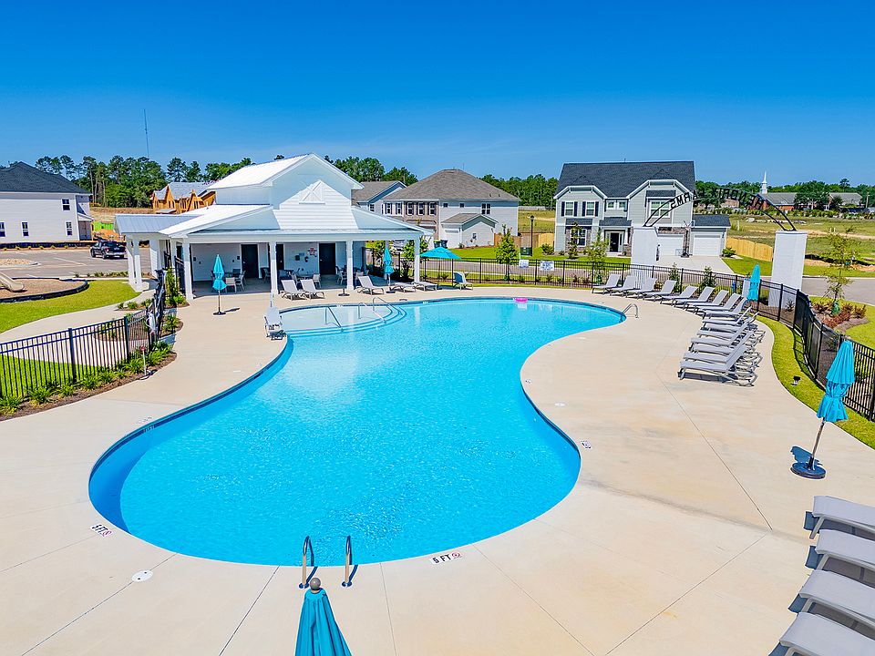 Hendrix Farm Pool