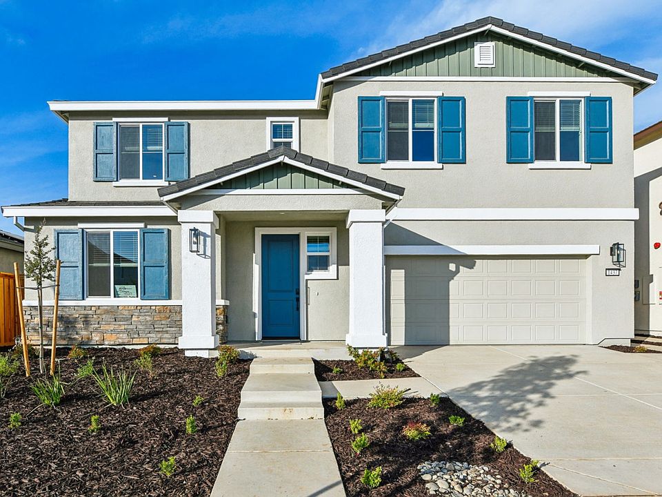 Welcome to1437 McIntyre St at Rushmore of Liberty Ranch in Galt, CA.