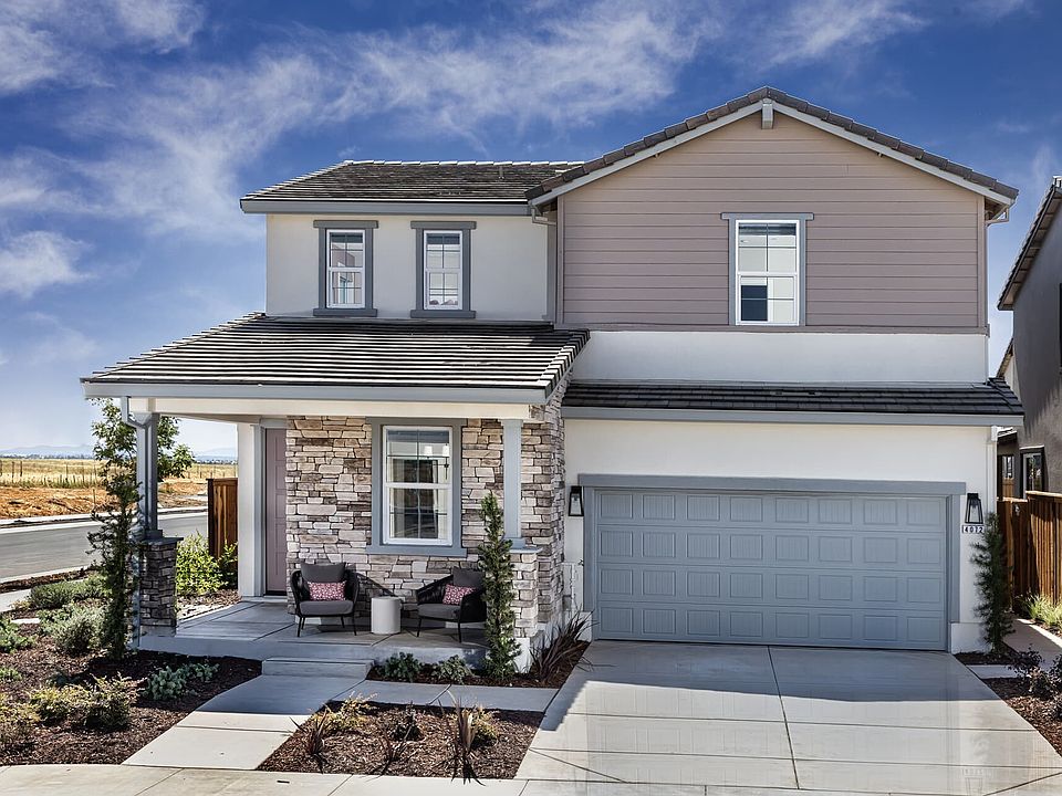 Tesoro at Amoruso Ranch brings a different vibe to these new homes in Roseville, CA.