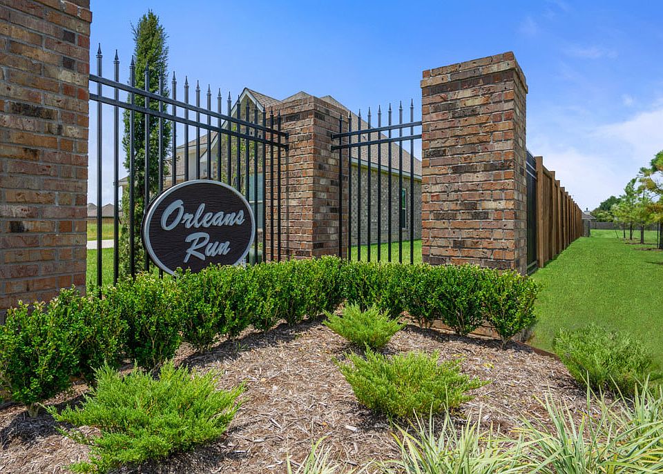 Front Entrance Sign - Orleans Run - DSLD Homes Lake Charles