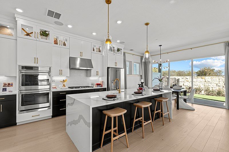 Central Living - Urban Quick Move-in Homes - Kitchen