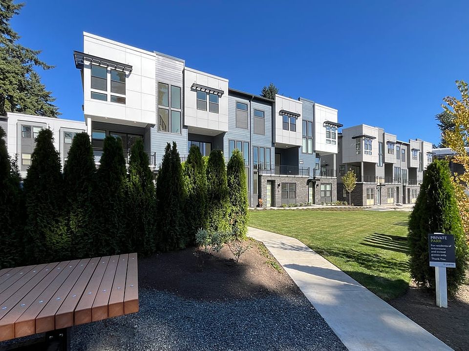 Private Park and Lawn Area