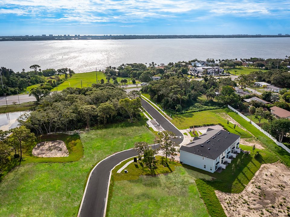Welcome to Kendall Pointe in Melbourne, FL