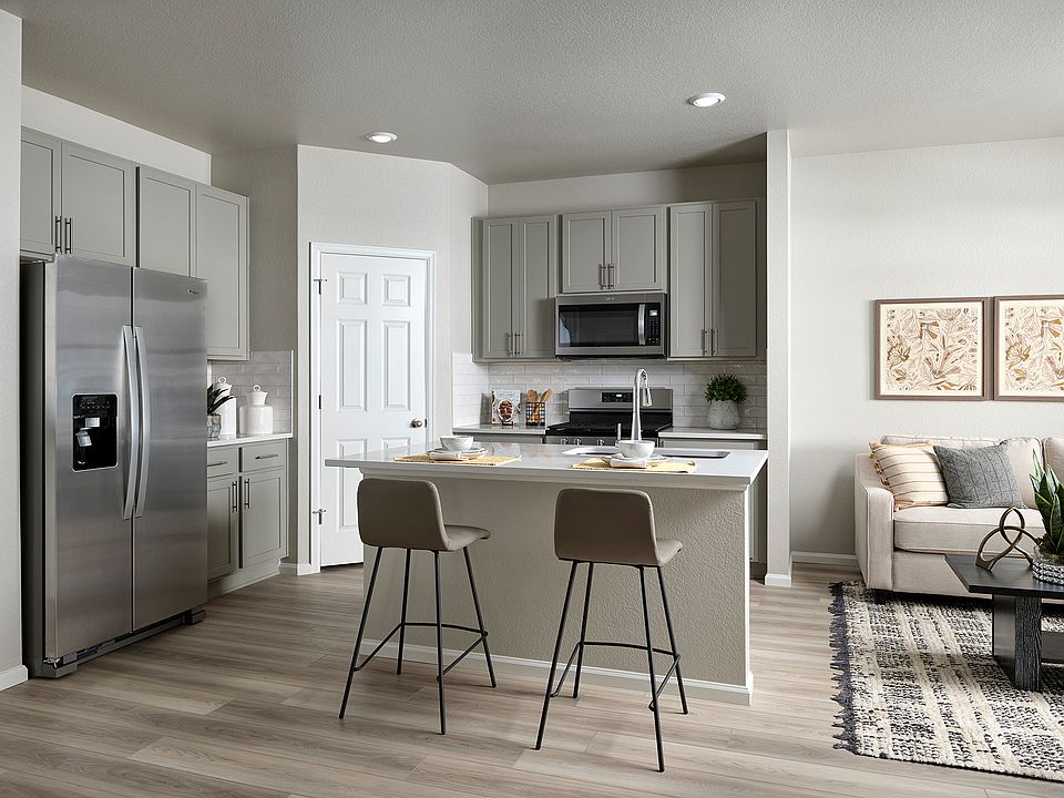 Welcome to the Willow floorplan modeled at Horizon Uptown in Aurora, CO.