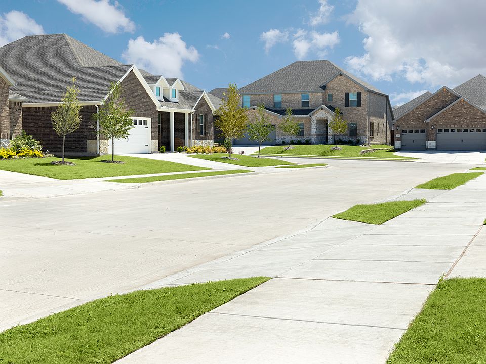 Streetscape of our 60 product at Meritage Homes in DFW.