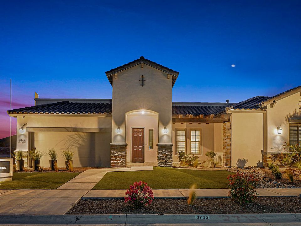 Red Hawk Estates Twilight Photo