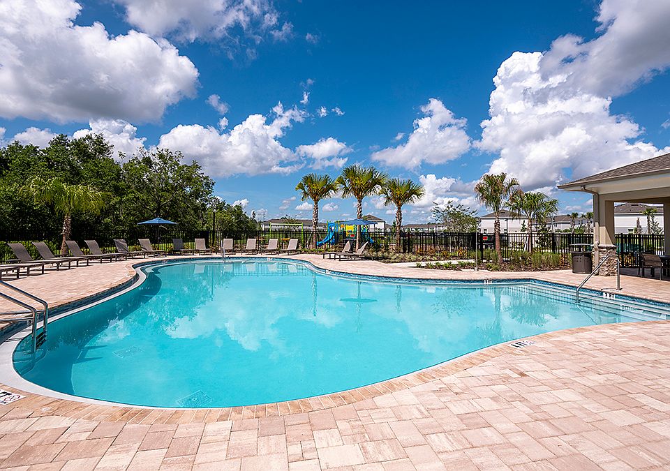 Townhomes-at-Westview-Amenity-Center-1946-120...