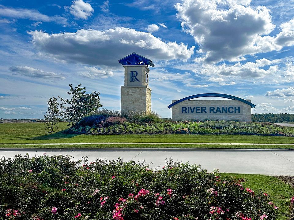 River Ranch Entry Monument