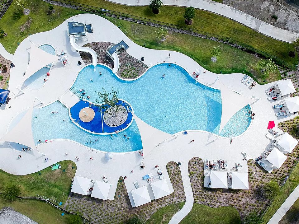 The Pool at Walsh