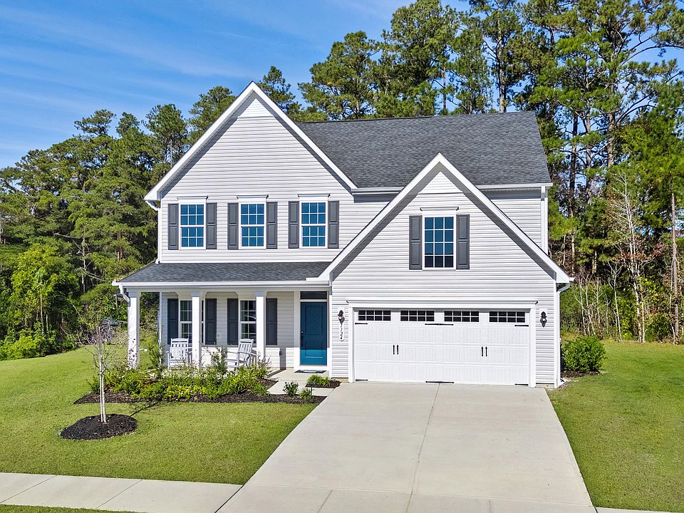 NEW SINGLE-FAMILY HOMES WHERE YOU CAN CHOOSE YOUR DESIGN, FINISHES AND HOMESITE