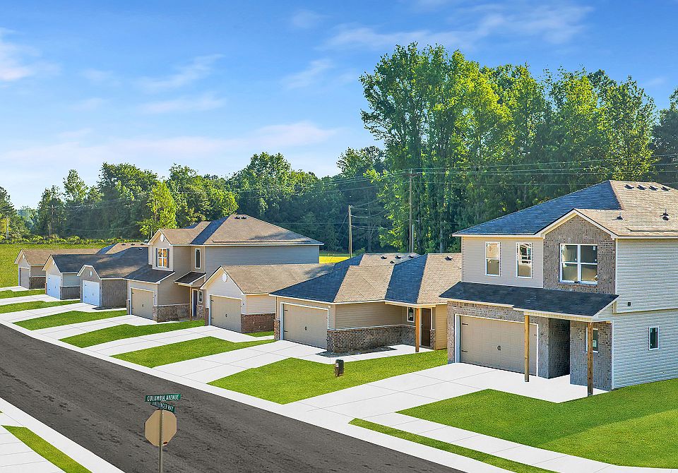 Mize Meadows Streetscape 2of3