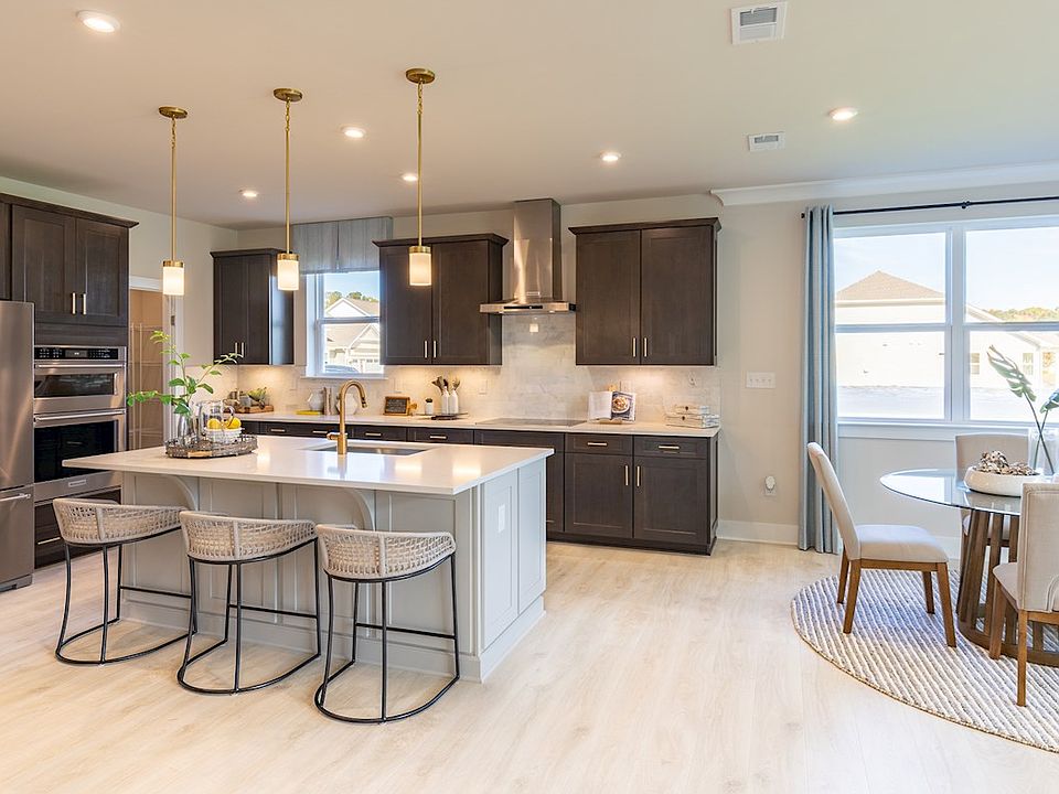 Providence Kitchen and Breakfast Area