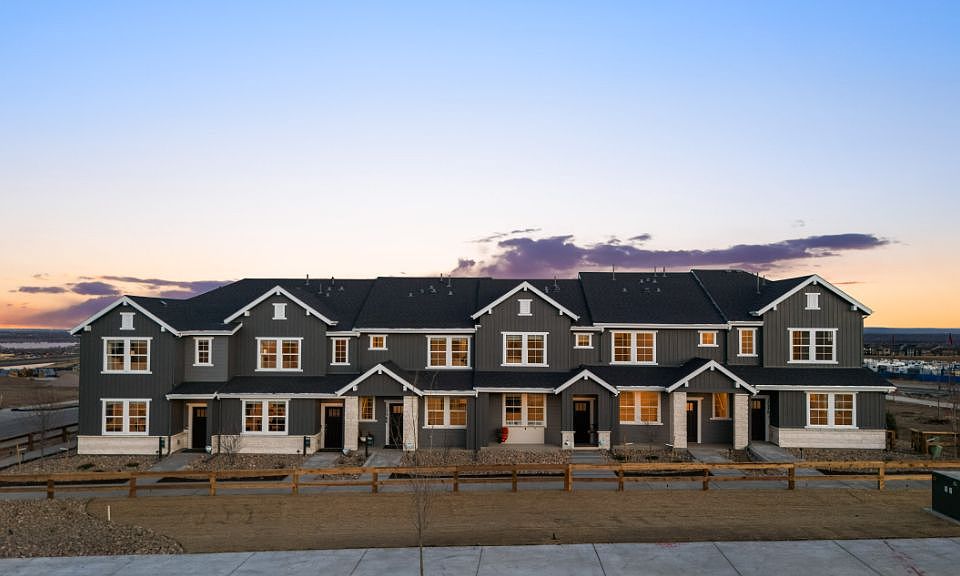 Townhomes Exterior Straight On