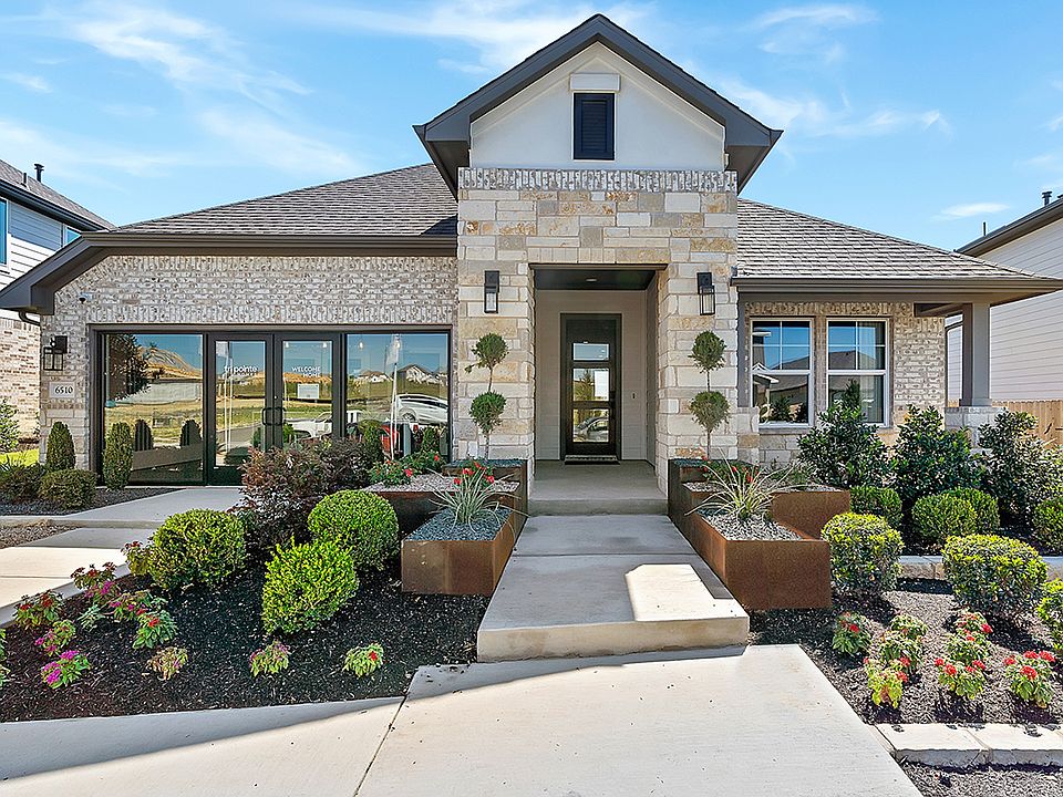 Exterior Style C