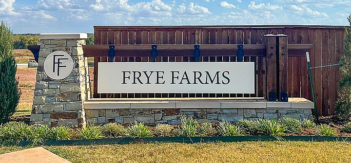 Frye Farms Amenity Monument