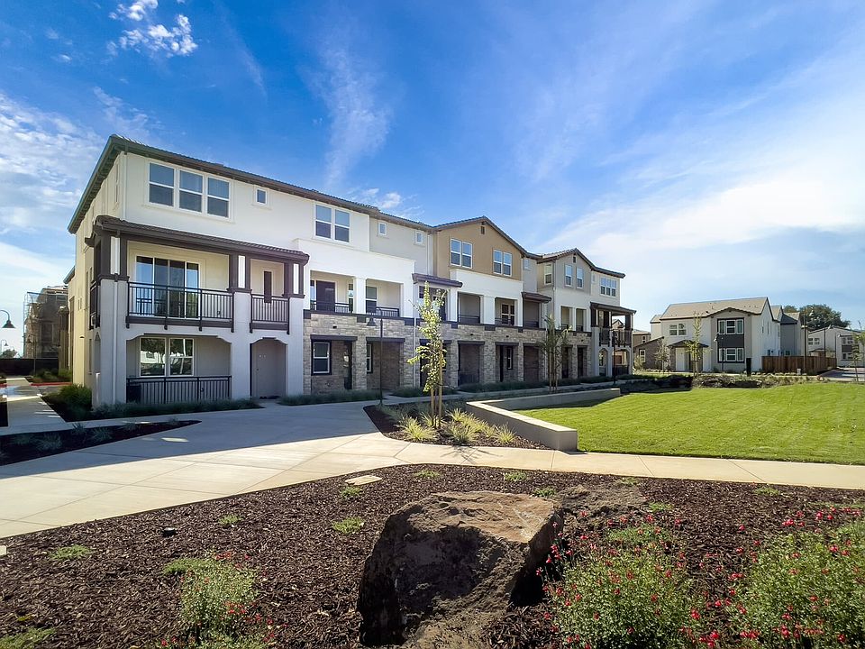 Rosewood is bringing charming townhomes to a charismatic location that checks all your boxes.